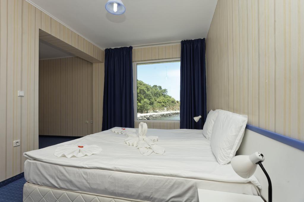 Hotel Marina Китен Номер фото
